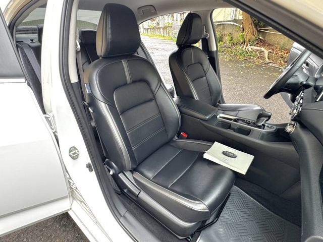 Nissan Sentra  第15張相片