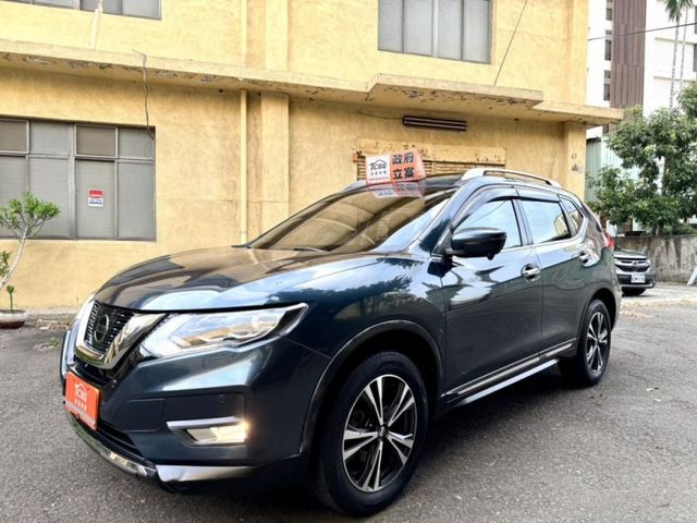 全車原版件19年式4WD旗艦版自動跟車盲點車偏煞停循跡6安環景腳踢電尾門全景天窗  第1張相片