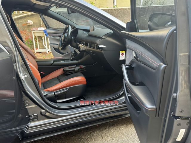 全車原版件25年式全速域跟車盲點車道維持BOSE音響抬頭循跡7安影音赤陶紅電動椅  第9張相片