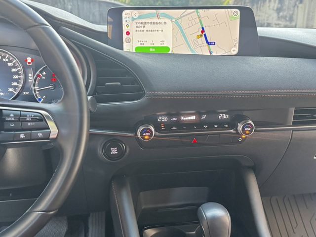 全車原版件25年式全速域跟車盲點車道維持BOSE音響抬頭循跡7安影音赤陶紅電動椅  第17張相片