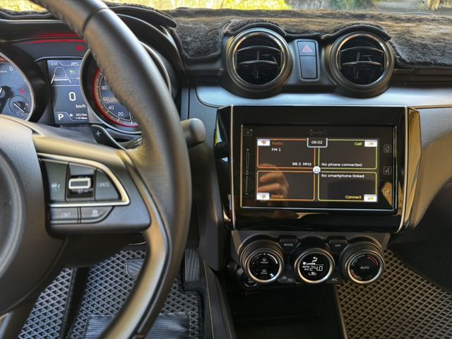 全車原鈑件SWIFT油電24年領牌跟車盲點車偏煞停6安循跡影音LED頭燈原廠保固  第17張相片