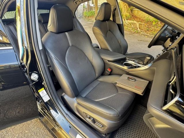 全車原版件油電旗艦版自動跟車煞停盲點車偏全景天窗循跡9安抬頭JBL音響雙邊電動椅  第13張相片