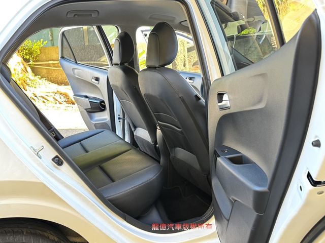 Kia Picanto  第8張相片