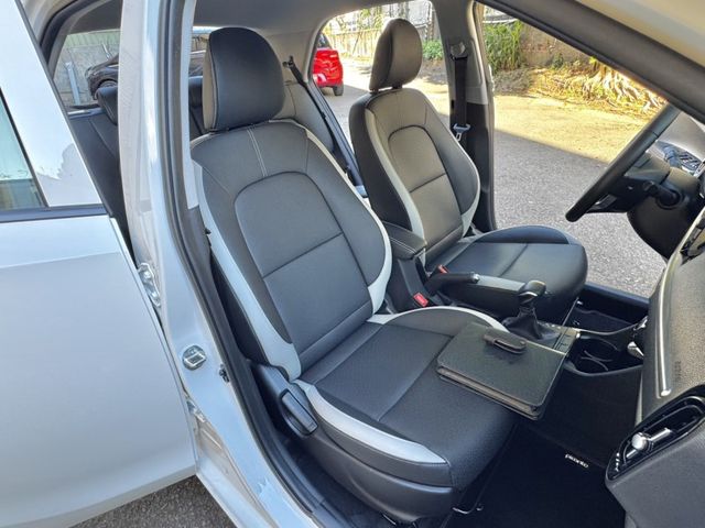 Kia Picanto  第13張相片