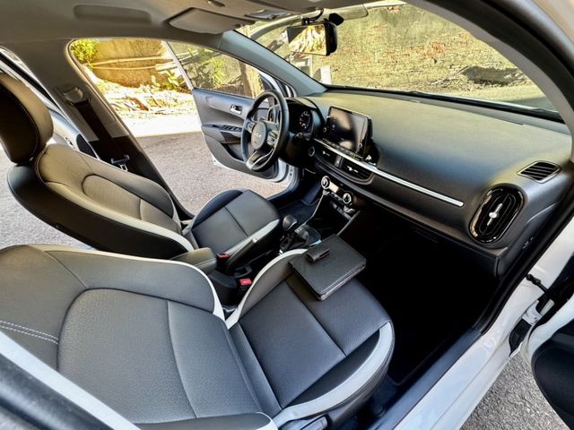 Kia Picanto  第19張相片