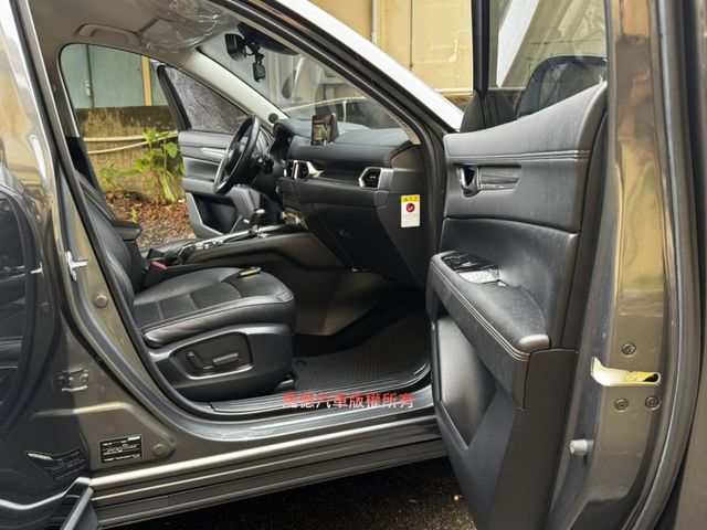 Mazda CX-5  第9張相片