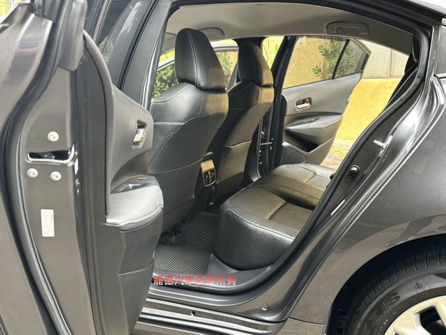 Toyota ALTIS  第10張相片