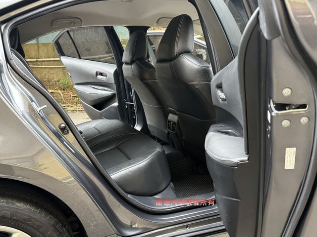 Toyota ALTIS  第12張相片