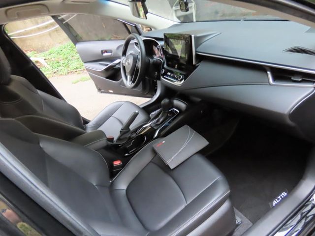 Toyota ALTIS  第4張相片