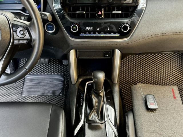 Toyota Cross  第2張相片