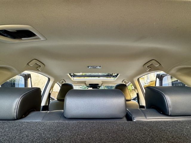 Lexus NX  第18張相片