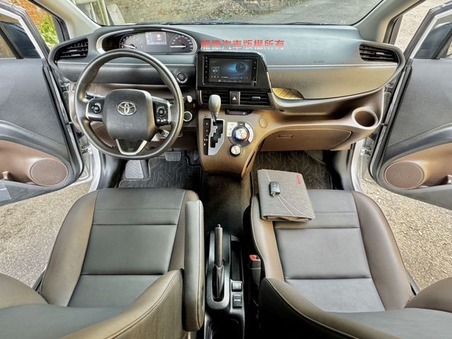 Toyota SIENTA  第6張相片