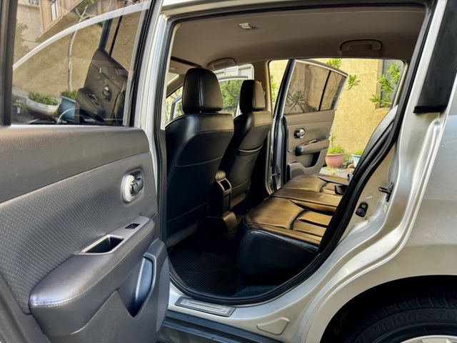 Nissan Tiida  第9張相片