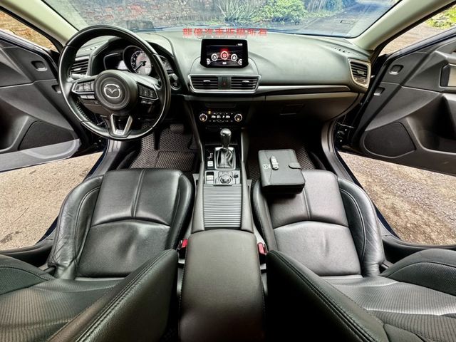 Mazda Mazda3  第6張相片