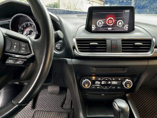Mazda Mazda3  第20張相片