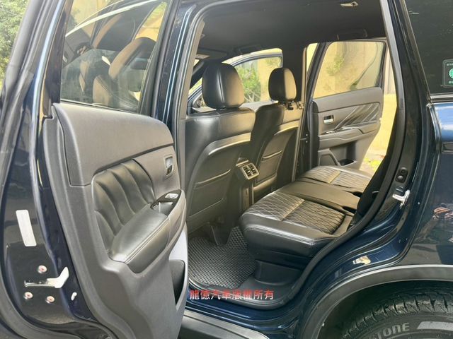 Mitsubishi Outlander  第9張相片