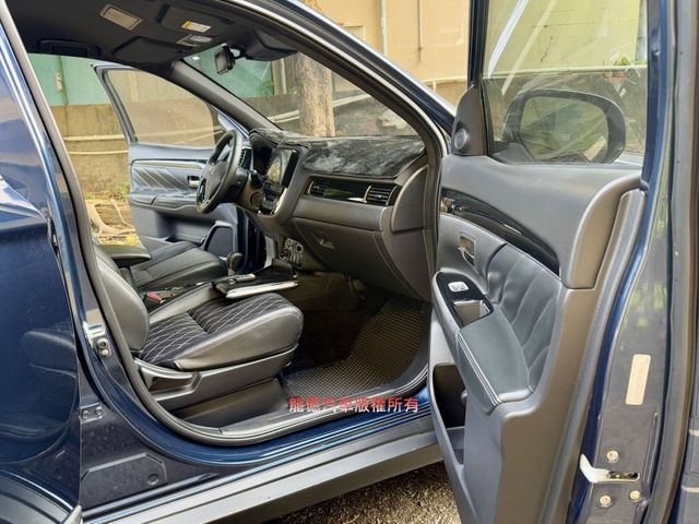 Mitsubishi Outlander  第12張相片