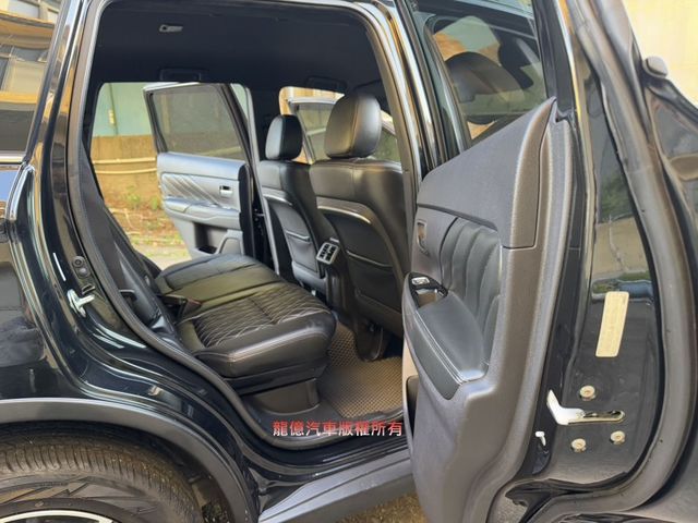 Mitsubishi Outlander  第11張相片