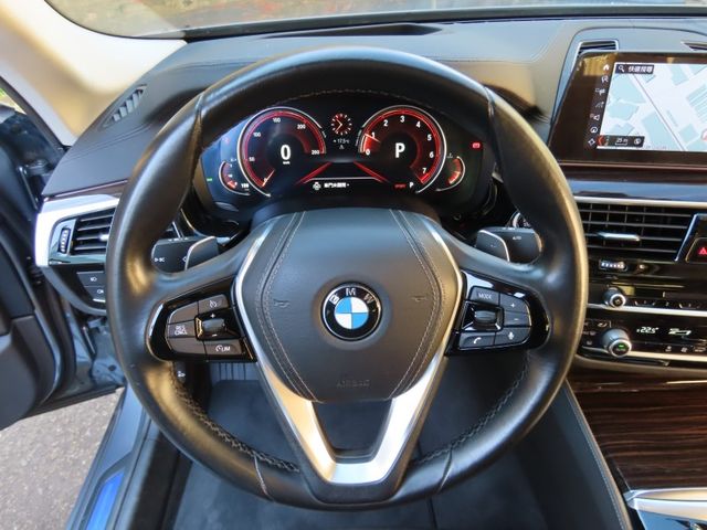 BMW/ 寶馬 530i Luxury  第18張相片