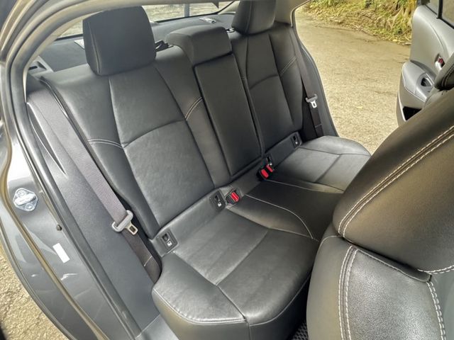 Toyota ALTIS  第17張相片