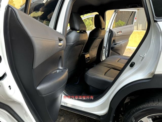 Toyota Cross  第9張相片