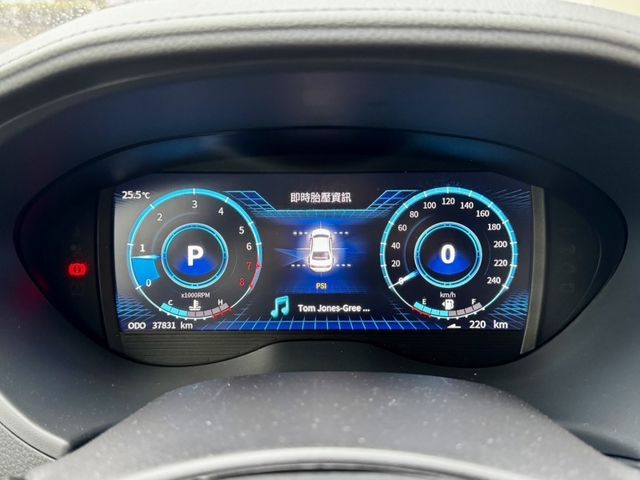 Mitsubishi Lancer  第9張相片