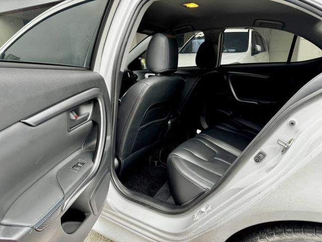 Mitsubishi Lancer  第10張相片