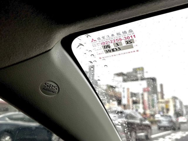 Mitsubishi Lancer  第17張相片