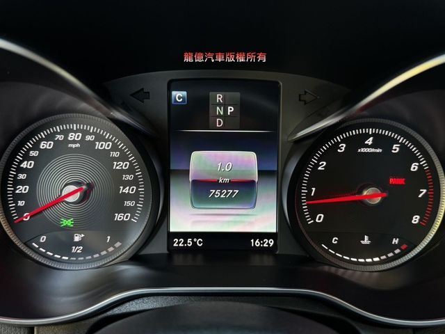 Mercedes-Benz/賓士 C300  第7張相片