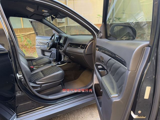 Mitsubishi Outlander  第12張相片