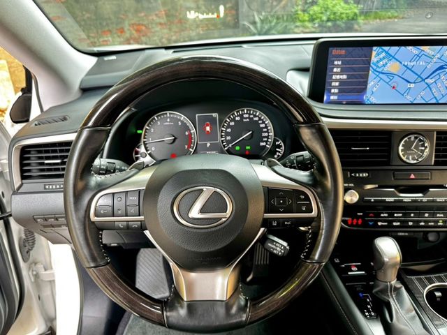 Lexus RX  第20張相片