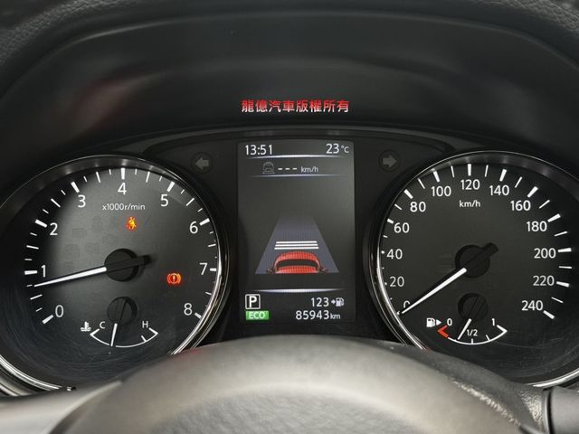 Nissan X-Trail  第8張相片