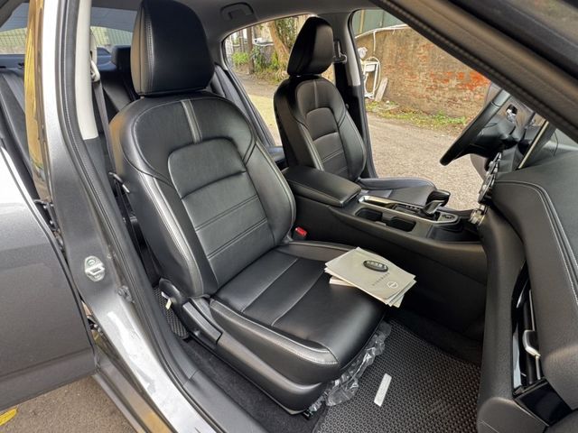 Nissan Sentra  第16張相片