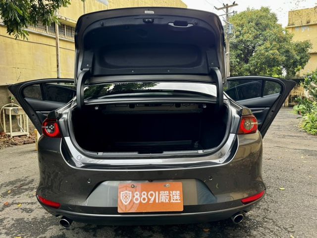 僅跑4.8萬20年環景旗艦版全速域跟車盲點車道維持BOSE音響抬頭7安原廠保養  第10張相片