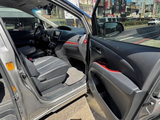 Toyota Previa  第11張相片