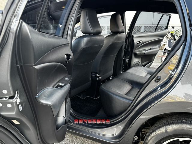 僅跑5.1萬小資首選22年式新款大鴨9安循跡7吋影音ISOFIX省油省稅一手車  第9張相片