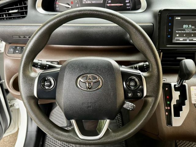 Toyota SIENTA  第19張相片