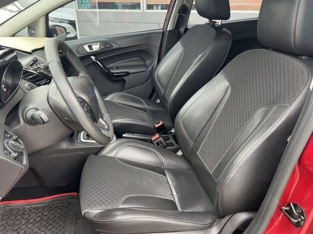 Ford/福特 Fiesta  第3張相片