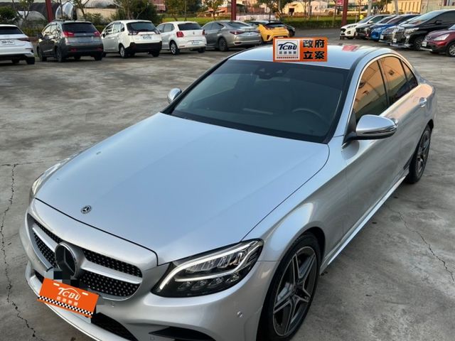 Mercedes-Benz/賓士   第4張相片