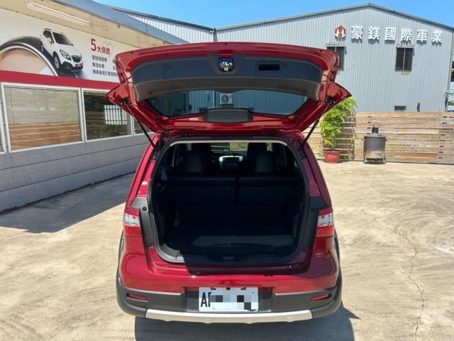 Nissan Livina  第8張相片