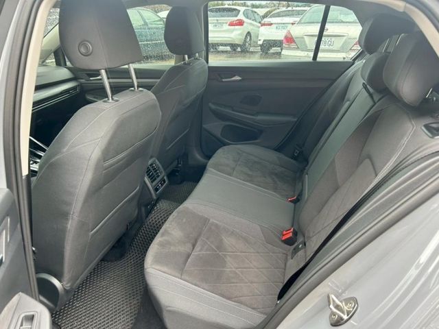 Volkswagen 福斯 Golf Sportsvan  第2張相片