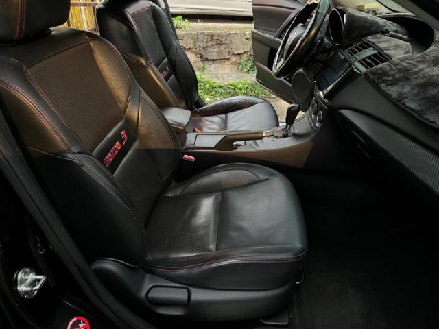 Mazda Mazda3  第8張相片