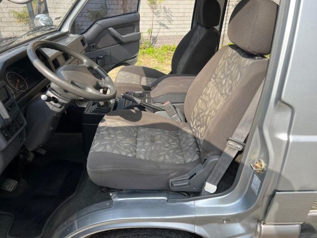 Mitsubishi Delica  第12張相片