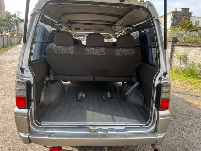 Mitsubishi Delica  第13張相片