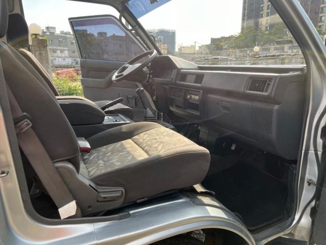 Mitsubishi Delica  第18張相片