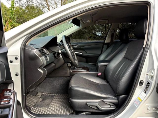 Toyota Camry  第7張相片