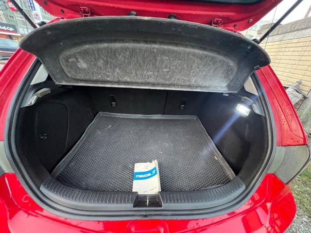 Mazda Mazda3  第14張相片