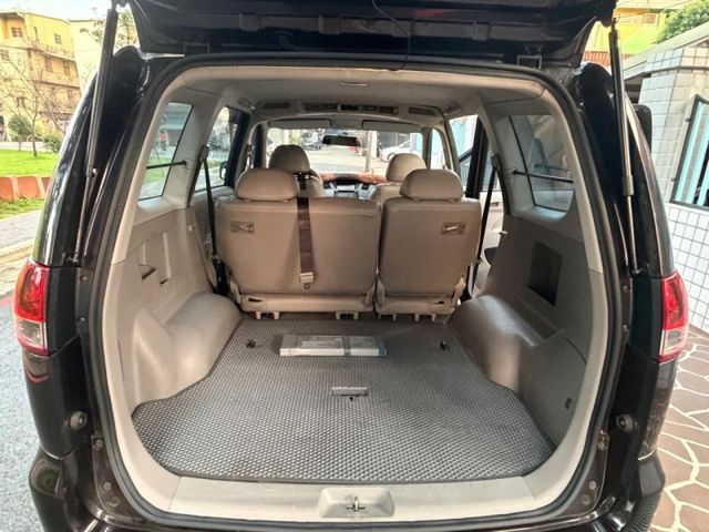 Mitsubishi Zinger  第11張相片