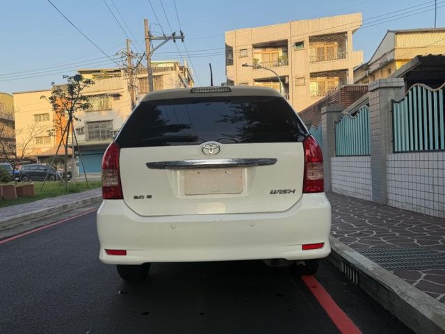Toyota Wish  第11張相片