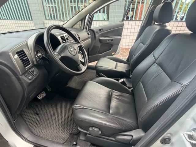 Toyota Wish  第11張相片